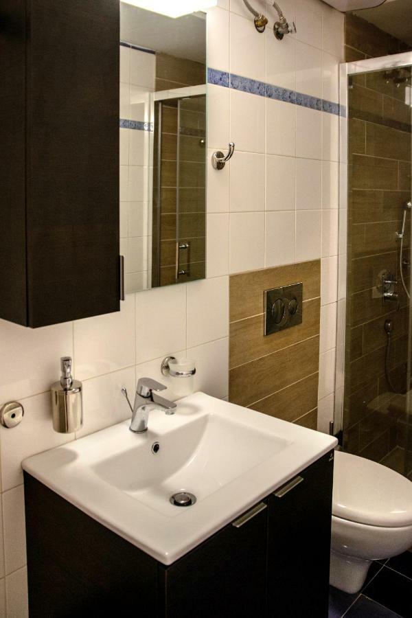 Casa Industriale Apartment Каламата Екстериор снимка
